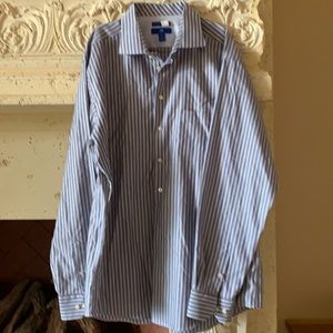 Egara Men’s Dress Shirt